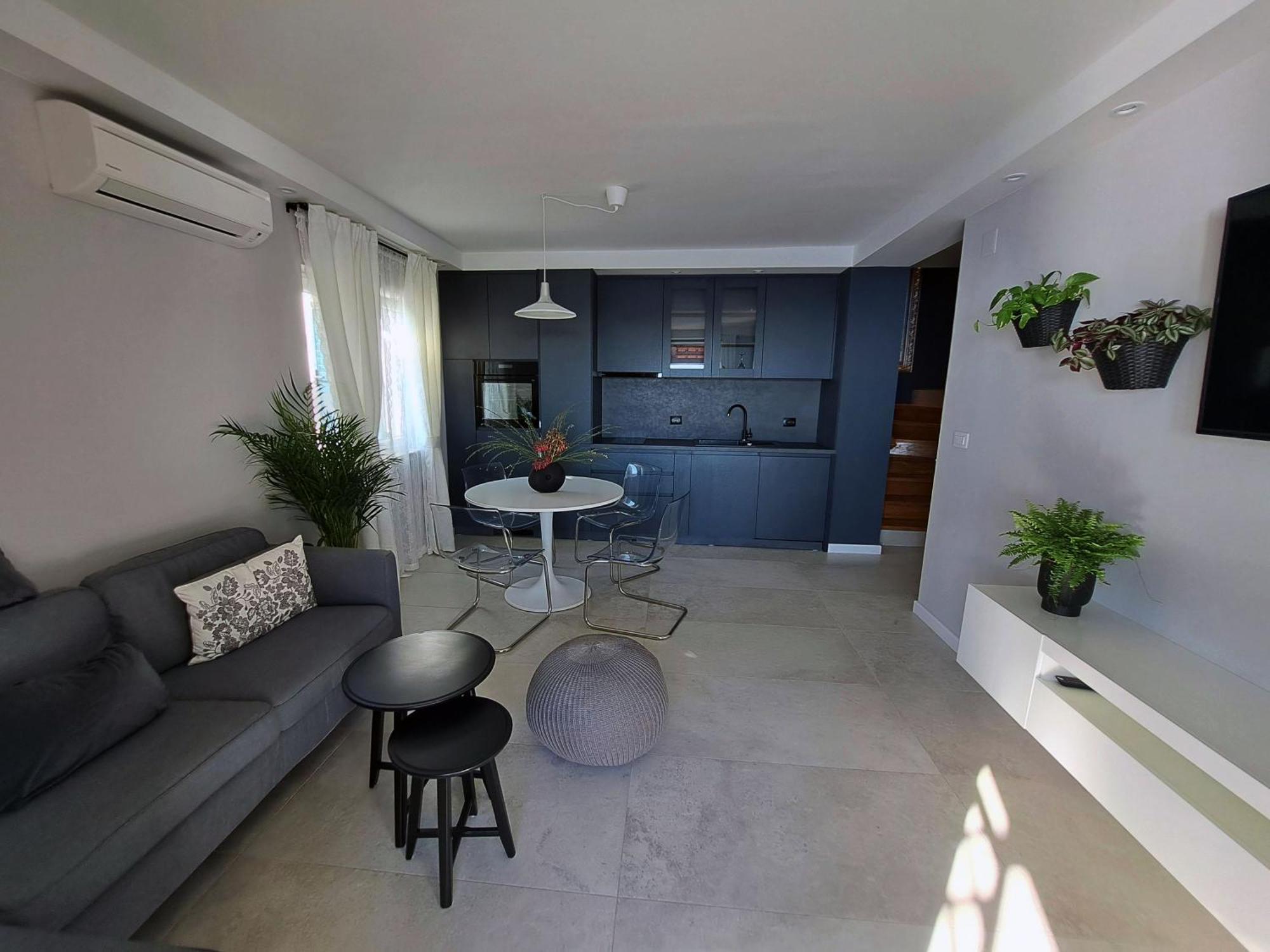 Apartment Wow *